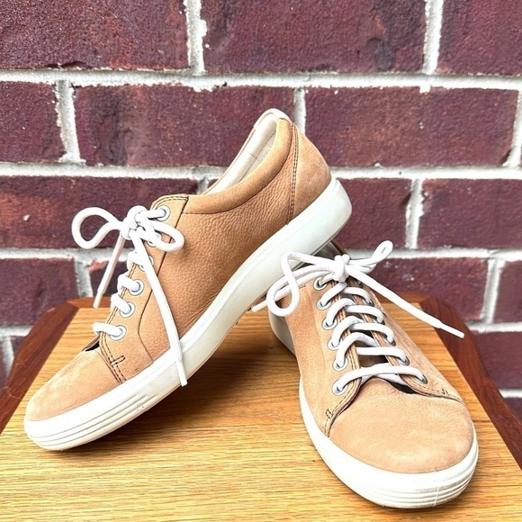 Ecco leather sneakers Extra Width - Picture 1 of 10